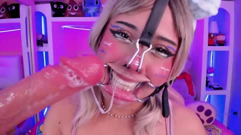 Megan online show from 23, 5, 2026