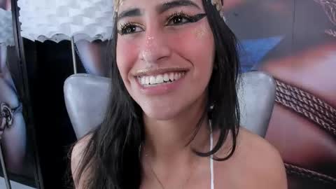 Snapshot of miss___taylor chatting on 31, 10, 2025 Taylor online show from 31, 10, 2025