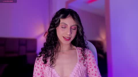 Snapshot of miss__charlotte_ chatting on 5, 1, 2025 Charlotte online show from 5, 1, 2025