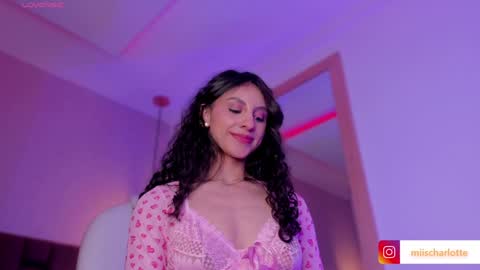 Snapshot of miss__charlotte_ chatting on 6, 1, 2025 Charlotte online show from 6, 1, 2025