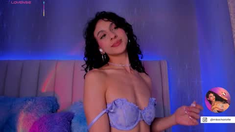 Snapshot of miss__charlotte_ chatting on 17, 10, 2025 Charlotte online show from 17, 10, 2025