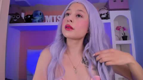 Snapshot of miss__lunna chatting on 18, 10, 2025 Lunna online show from 18, 10, 2025