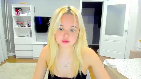 miss__selena online show from 23, 11, 2025