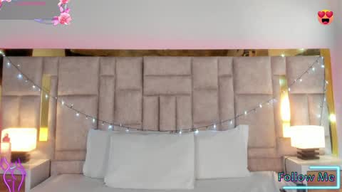 Miss Abigail  online show from 24, 1, 2025