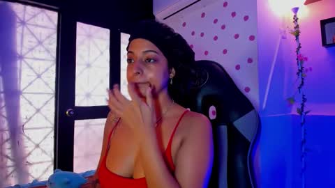 Akemi 3 online show from 9, 11, 2025