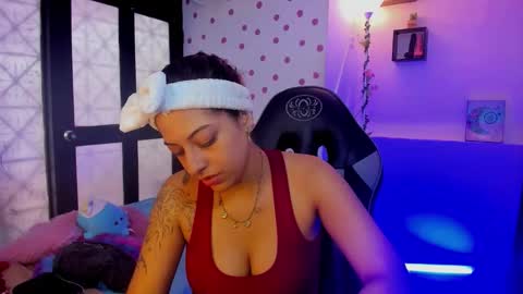 Akemi 3 online show from 13, 11, 2025