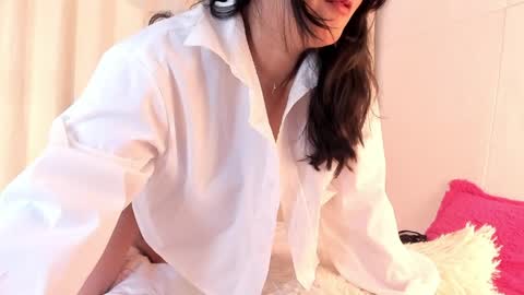    online show from 7, 4, 2026