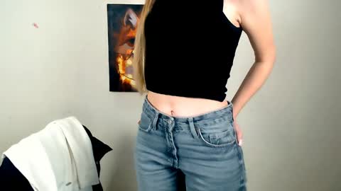 Angelina online show from 11, 4, 2026