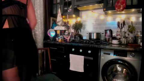 missAsmodeus online show from 23, 9, 2025