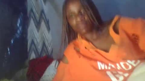miss_belllo online show from 8, 3, 2025