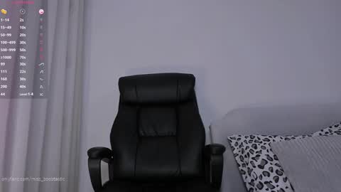 Snapshot of miss_boobtastic chatting on 9, 1, 2025 Ivy online show from 9, 1, 2025