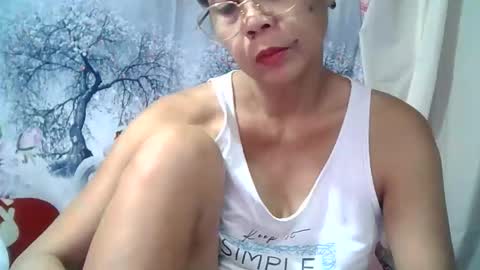 miss_capricorn online show from 17, 10, 2025