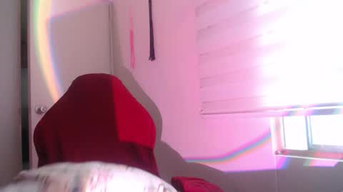 Snapshot of miss_carmila chatting on 26, 10, 2025 Miss Carmila online show from 26, 10, 2025
