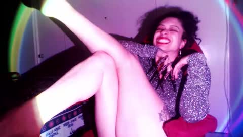 Snapshot of miss_carmila chatting on 28, 10, 2025 Miss Carmila online show from 28, 10, 2025