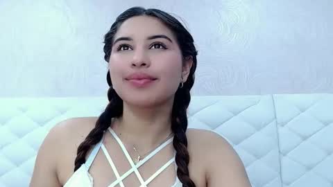 miss_charlotte78 online show from 5, 1, 2026