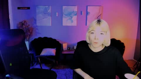 miss_courtney online show from 9, 4, 2026