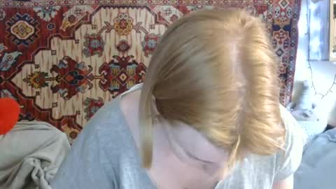Snapshot of miss_elistia_ chatting on 6, 7, 2026 Elis online show from 6, 7, 2026