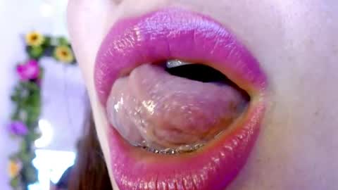 Miss Evoleth online show from 13, 2, 2025