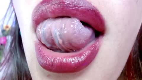 Miss Evoleth online show from 20, 2, 2025