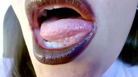 Miss Evoleth online show from 28, 9, 2025