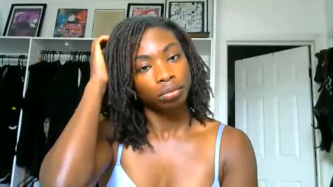 Miss Ivory online show from 16, 4, 2026