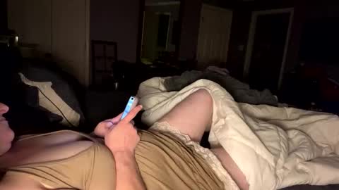 Snapshot of miss_kellyjo chatting on 18, 12, 2025 miss_kellyjo online show from 18, 12, 2025