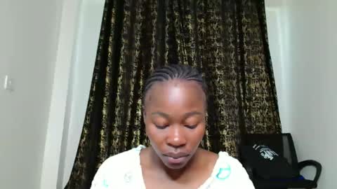 Miss Kiarrafit online show from 15, 5, 2026