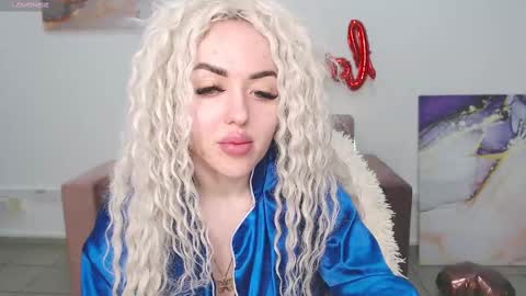 Snapshot of miss_kiten chatting on 16, 2, 2025 miss_kiten online show from 16, 2, 2025