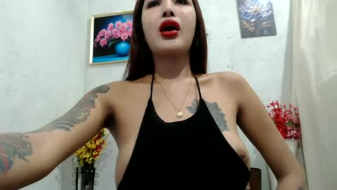 Snapshot of miss_lianslim chatting on 24, 6, 2026 inday online show from 24, 6, 2026