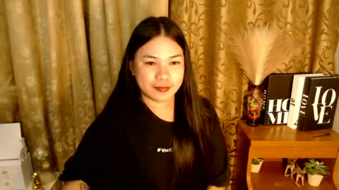 Snapshot of miss_loverxxx chatting on 2, 7, 2026 Dimple Rose online show from 2, 7, 2026