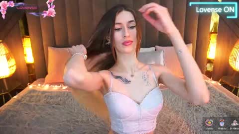Snapshot of miss_martini chatting on 1, 3, 2025   online show from 1, 3, 2025