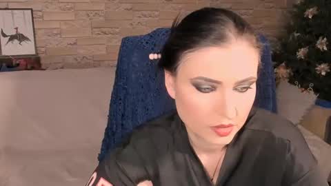 Snapshot of miss_poison chatting on 6, 3, 2025 Leya online show from 6, 3, 2025