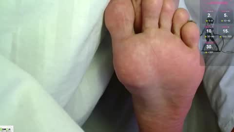    100 thumbs up online show from 15, 1, 2026