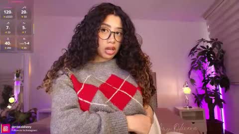 Amy Olivera online show from 3, 11, 2025