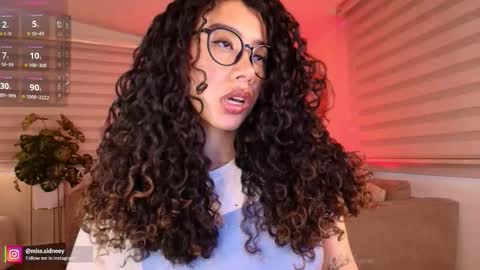 Amy Olivera online show from 16, 3, 2026