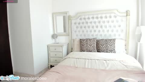 Zoee     online show from 5, 12, 2024