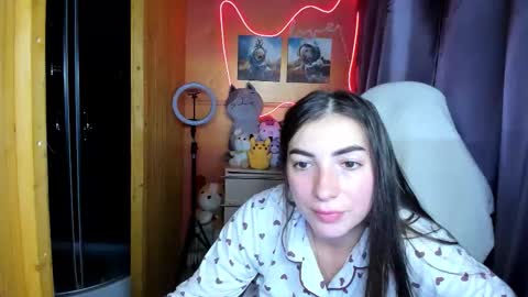 Snapshot of miss_tasy chatting on 24, 9, 2025 Melanie January 15th is my birthday there will be an interesting show online show from 24, 9, 2025