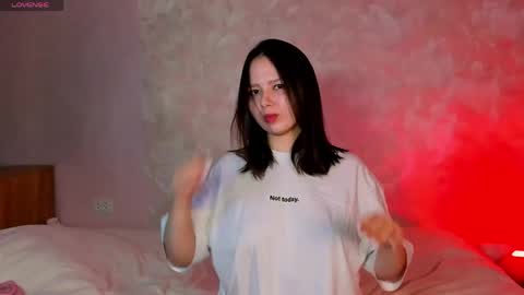 JULIE online show from 19, 4, 2026