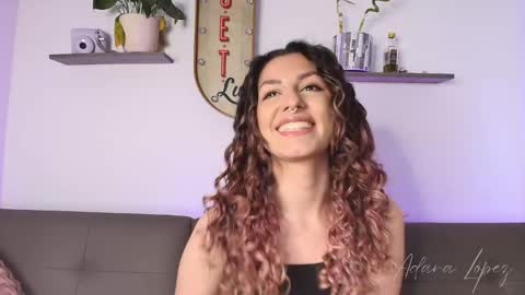 Adara Lpez online show from 1, 10, 2025