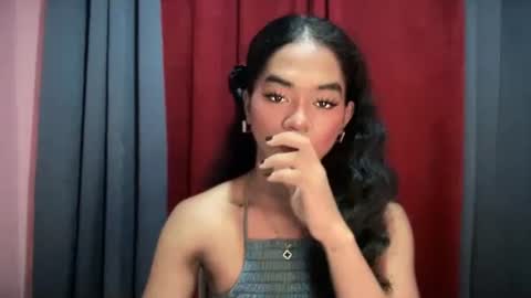 miss_veron_xoxo online show from 11, 11, 2025