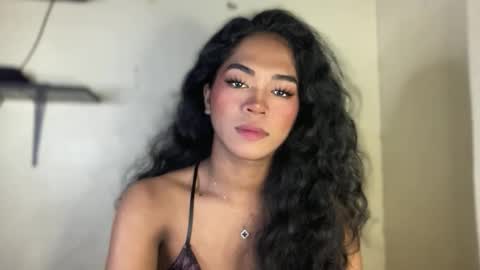 miss_veron_xoxo online show from 18, 12, 2025