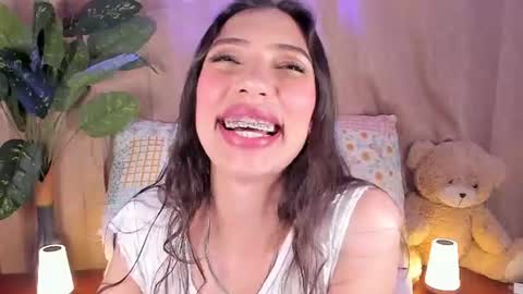 Snapshot of miss_veronica2 chatting on 13, 7, 2026 Miss Veronica online show from 13, 7, 2026