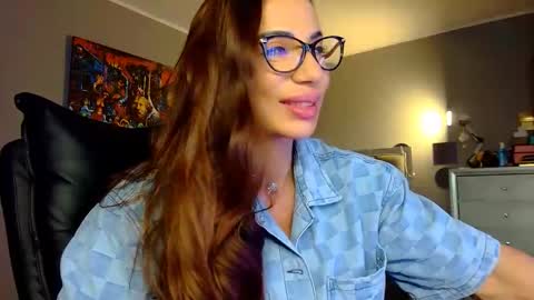 Snapshot of missale chatting on 24, 5, 2026 Alesyamuscledoll online show from 24, 5, 2026