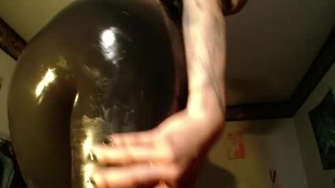 Anarkitten  online show from 22, 4, 2026