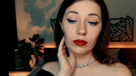 The divine Beverly online show from 12, 12, 2024