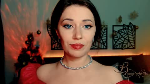 The divine Beverly online show from 4, 1, 2025