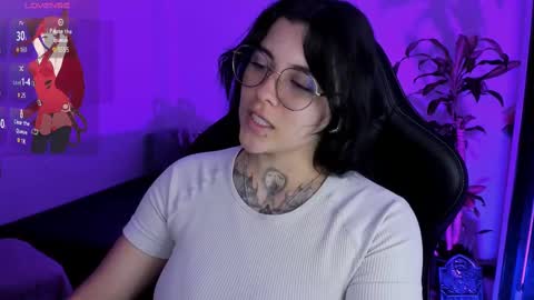 Snapshot of misscharlottte_18 chatting on 18, 10, 2025 Missy Charlottte.  Hey remember to give me a thumbs up ty online show from 18, 10, 2025