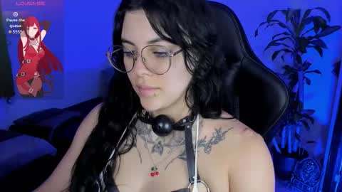 Snapshot of misscharlottte_18 chatting on 27, 10, 2025 Missy Charlottte.  Hey remember to give me a thumbs up ty online show from 27, 10, 2025