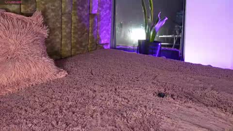 DIONNE online show from 10, 4, 2026