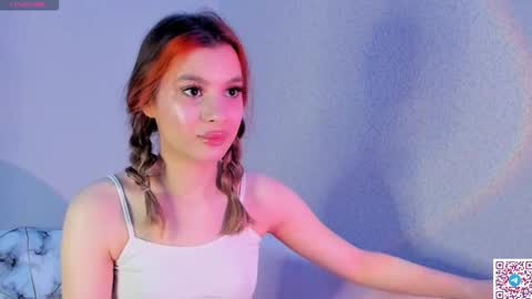 Hello dear my name Elisa online show from 28, 2, 2025